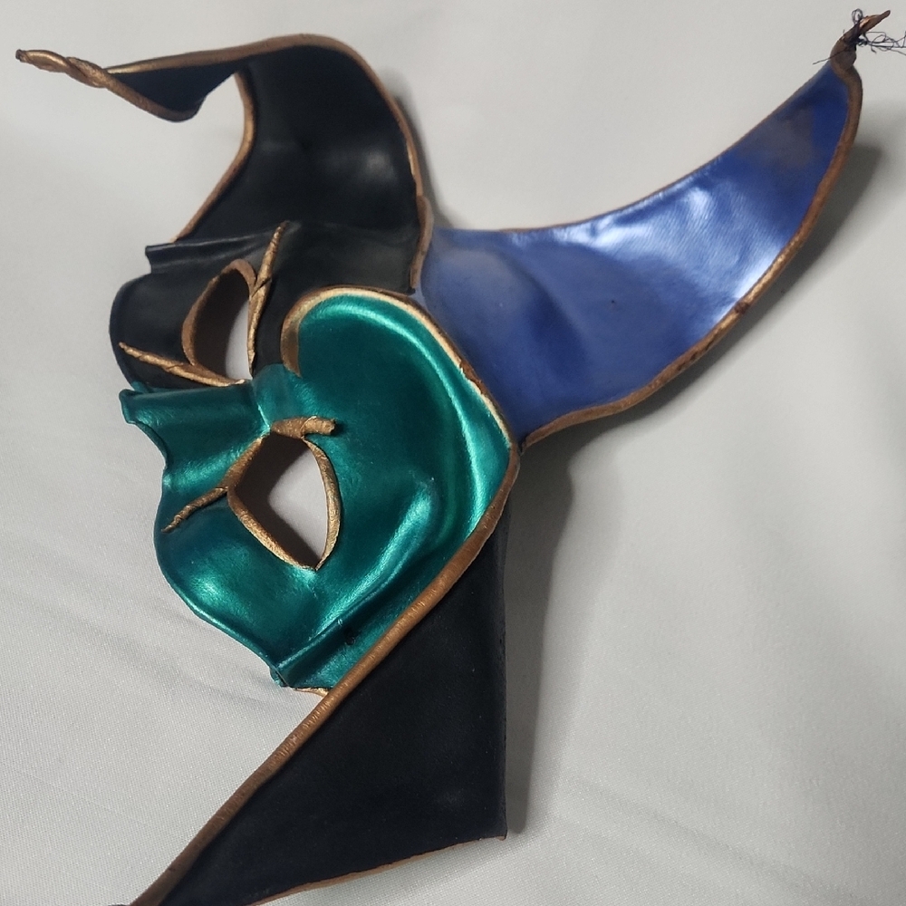 Leather Jester Mask - Picture 6 of 15